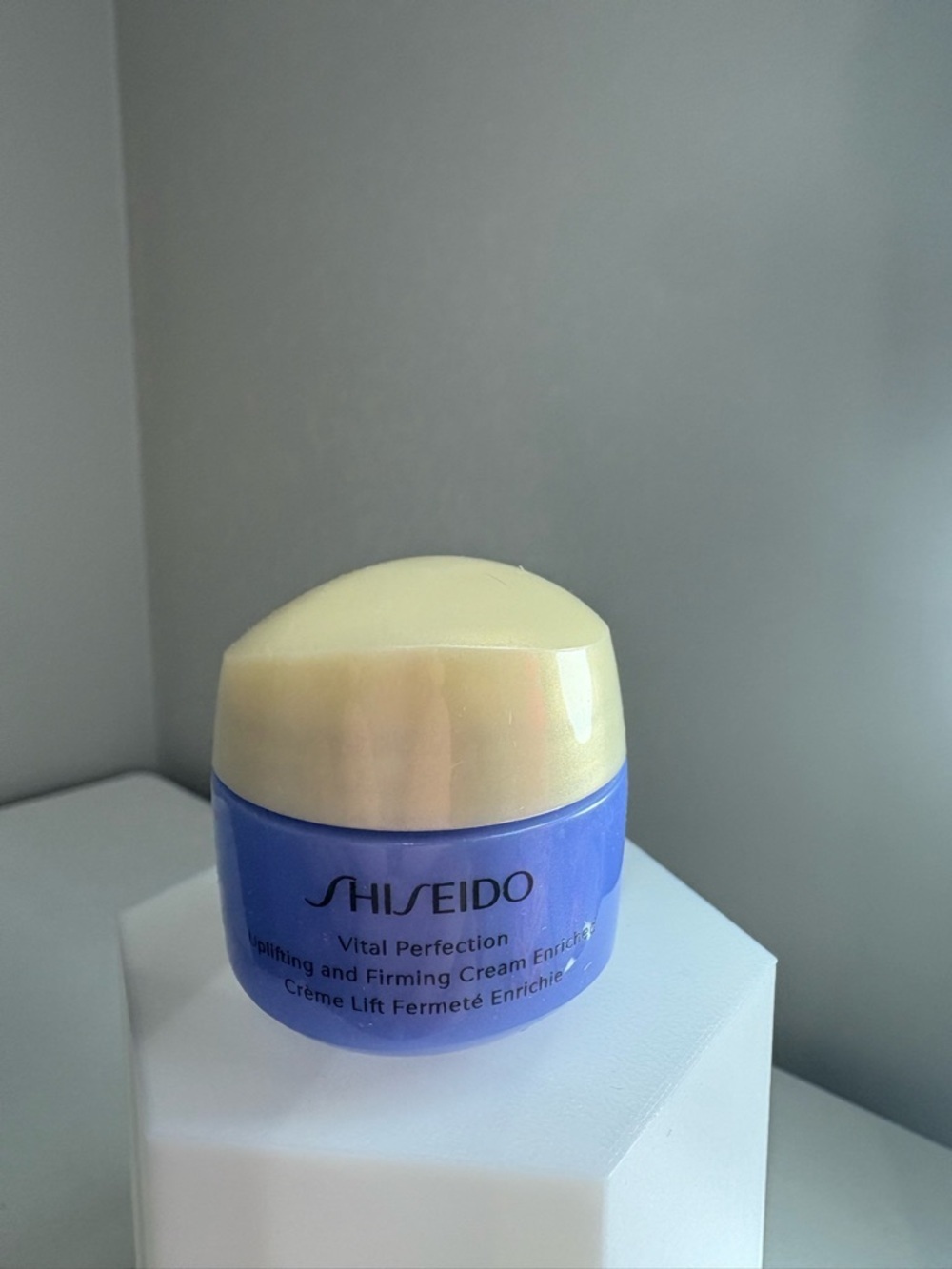 Shiseido Vital Perfection Uplifting & Firming Cream Enriched 15mL Tavel Size NEW